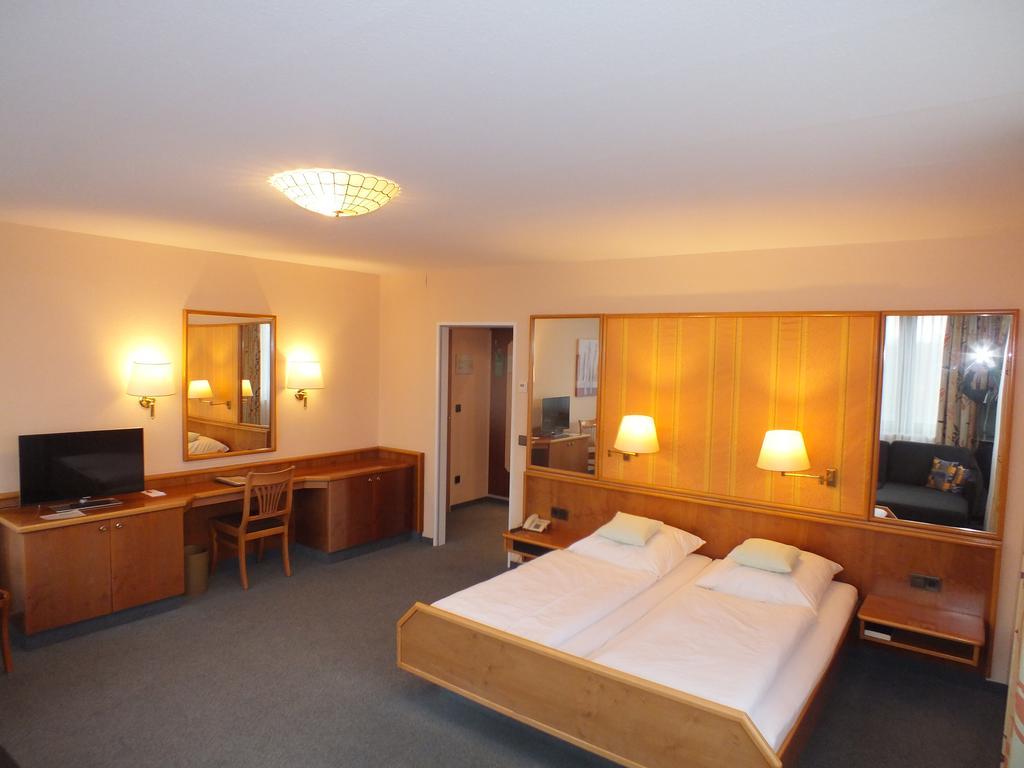 Hotel Stadt Pasing München Kültér fotó